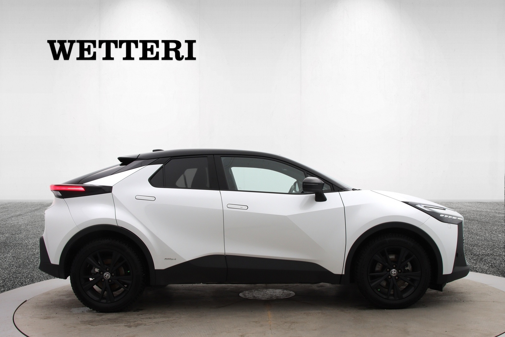 TOYOTA C-HR 2025