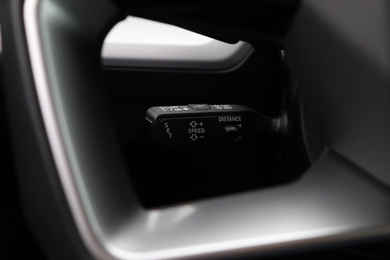 AUDI Q4 e-tron 2023
