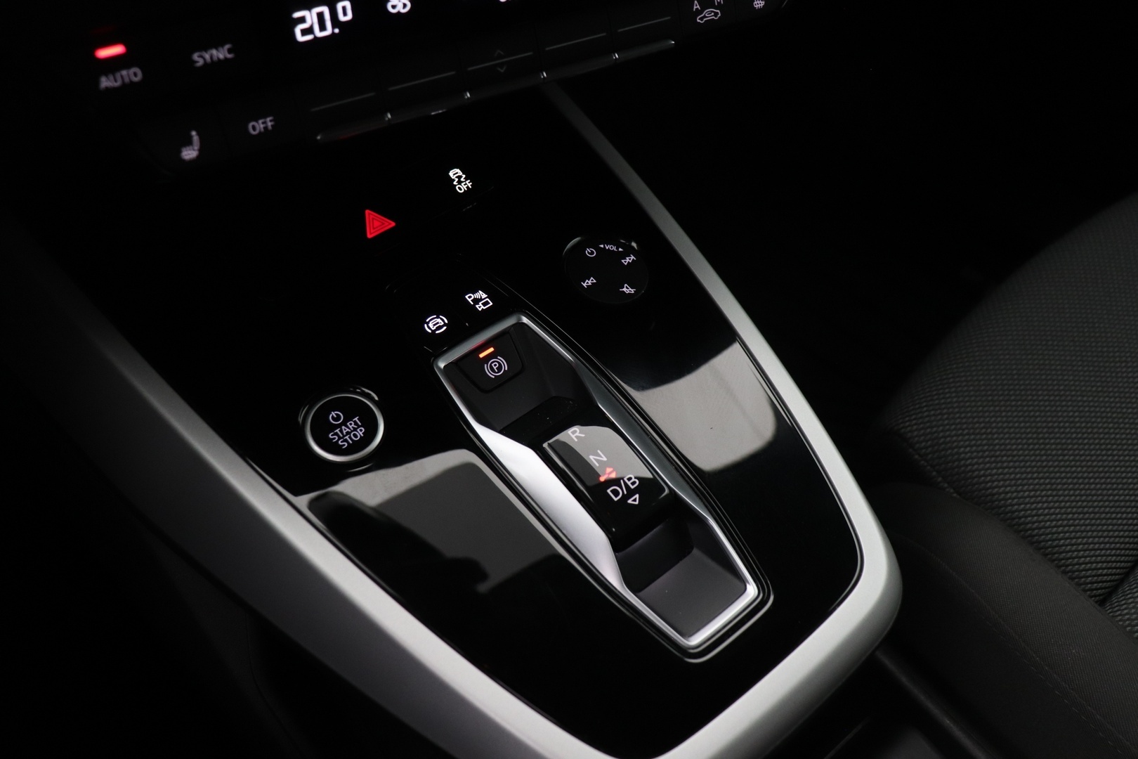 AUDI Q4 e-tron 2023