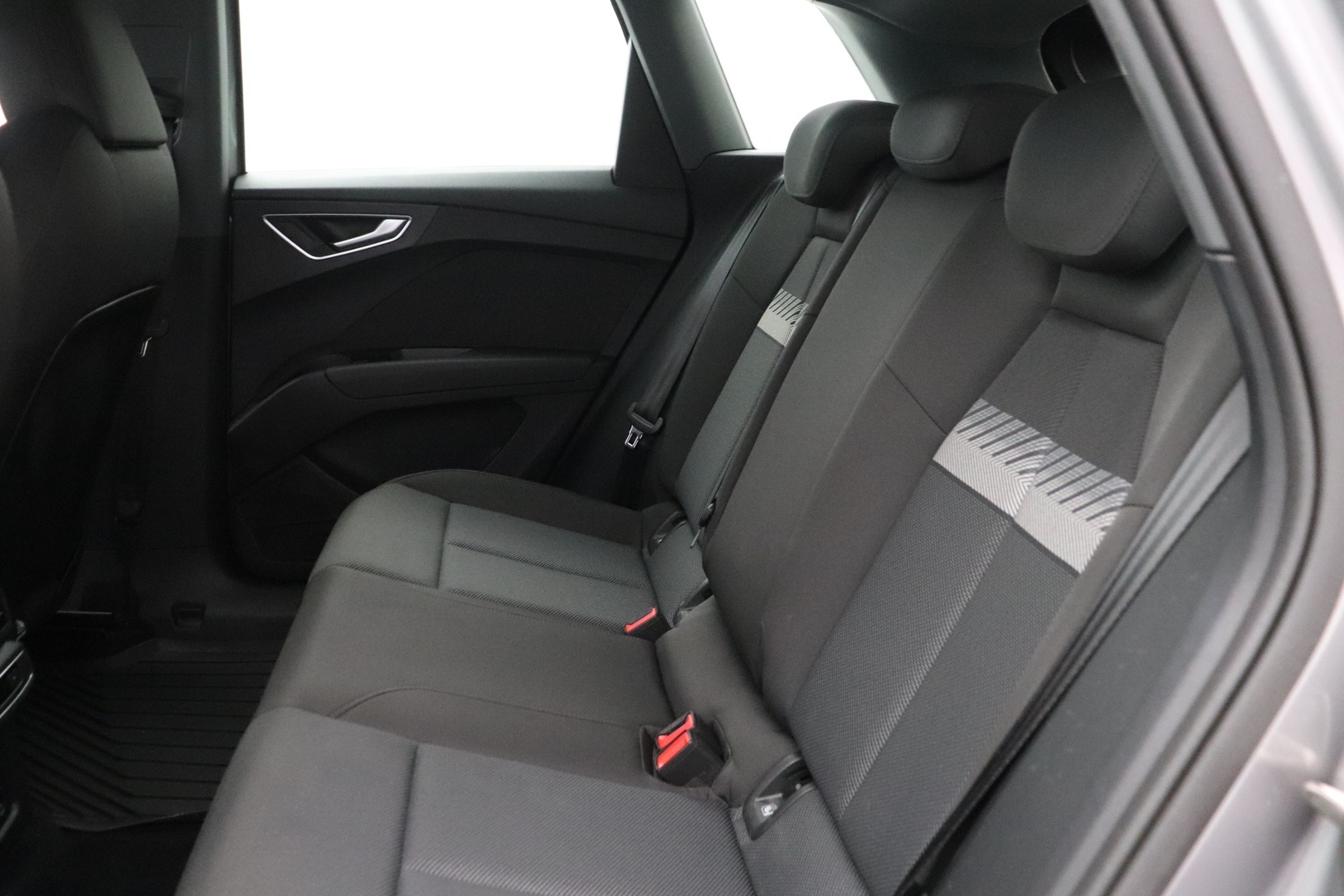 AUDI Q4 e-tron 2023