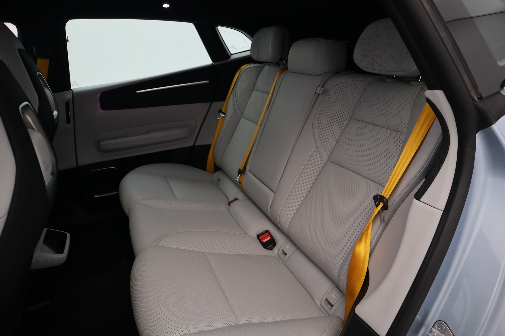 POLESTAR 4 13