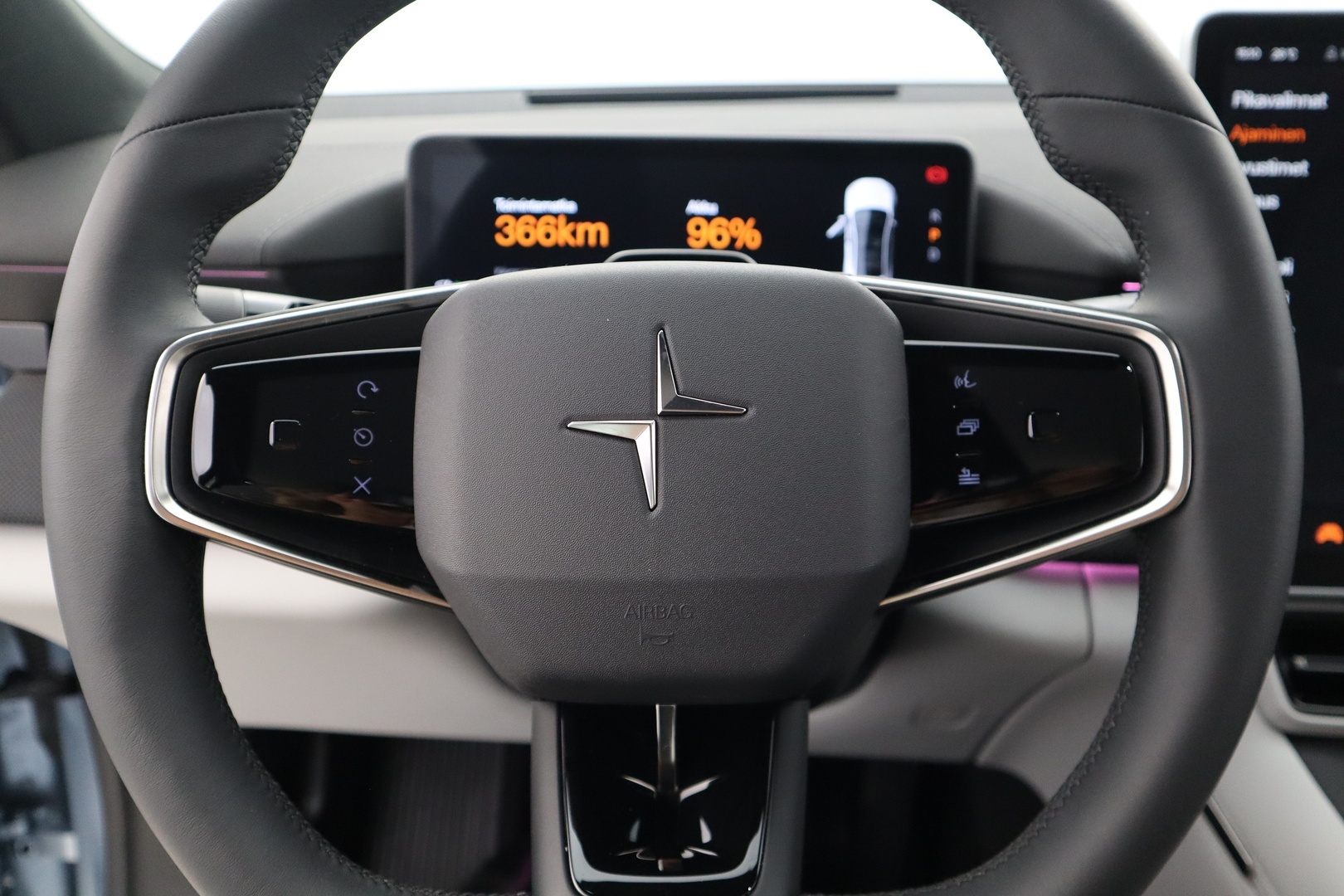 POLESTAR 4 23
