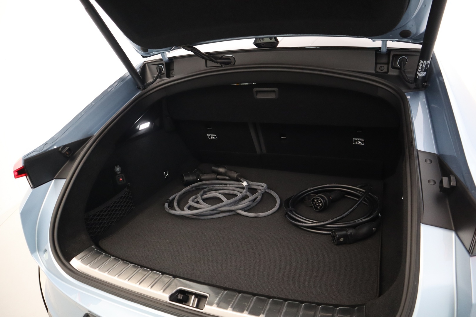 POLESTAR 4 9