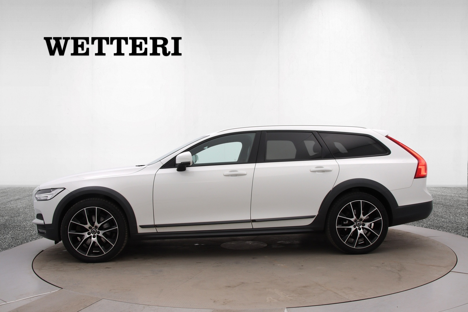 VOLVO V90 Cross Country 2018