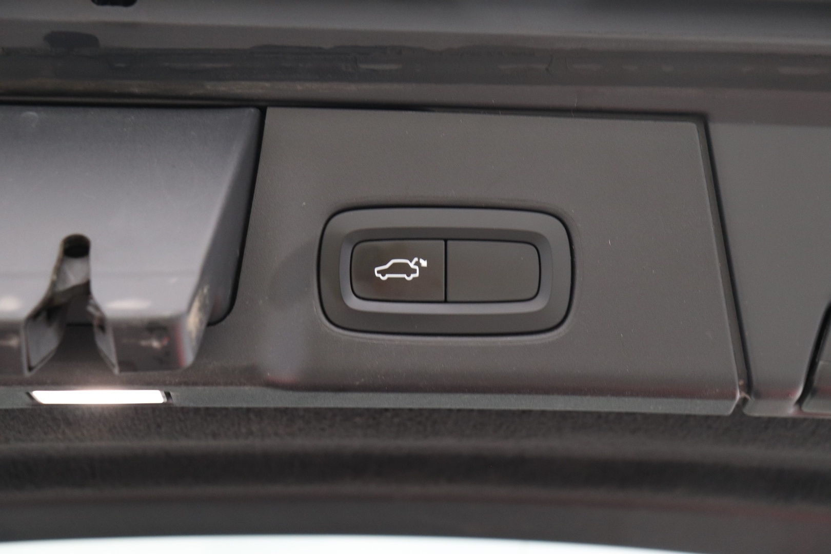 VOLVO V90 Cross Country 2018