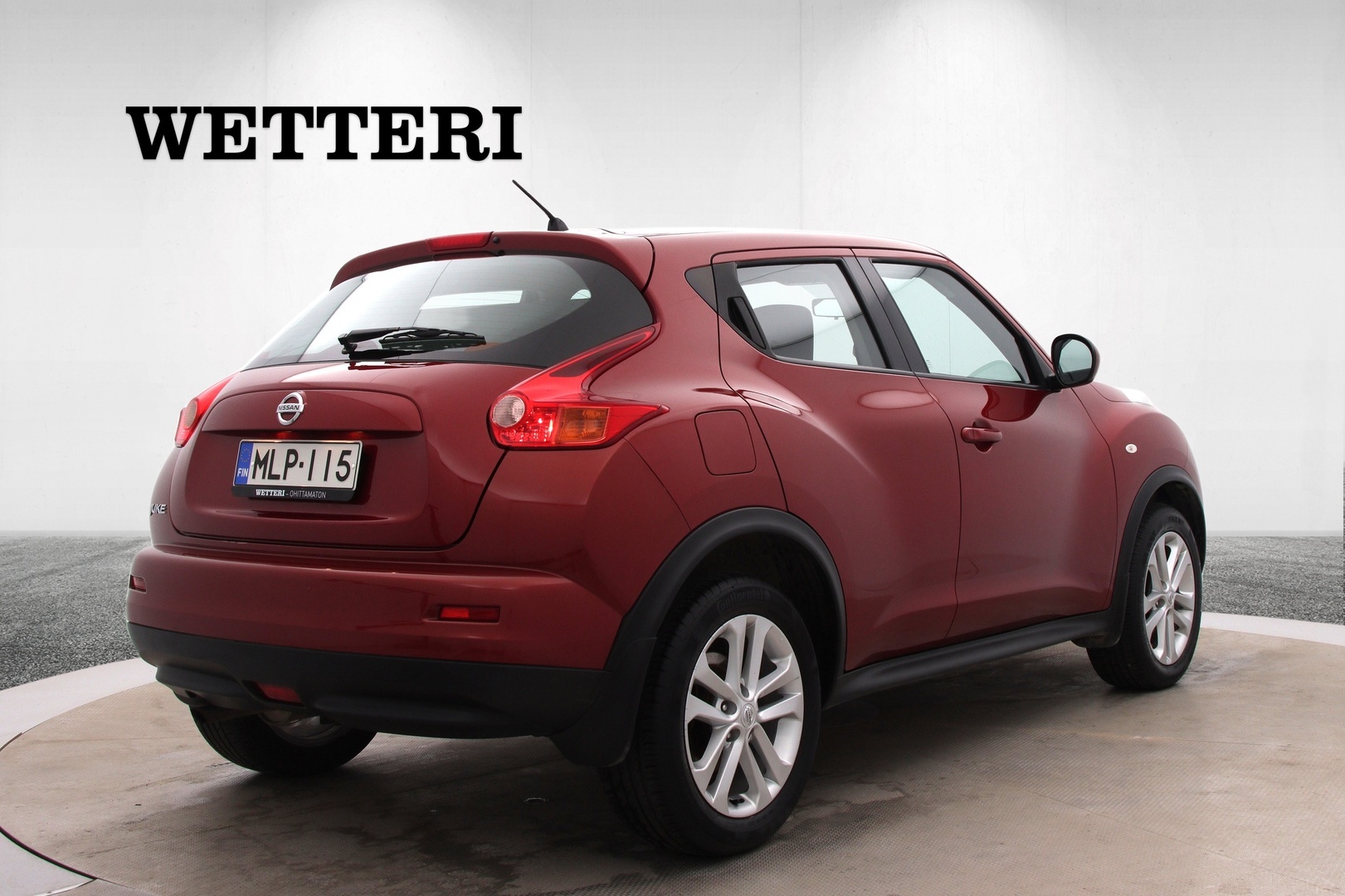 NISSAN Juke 5