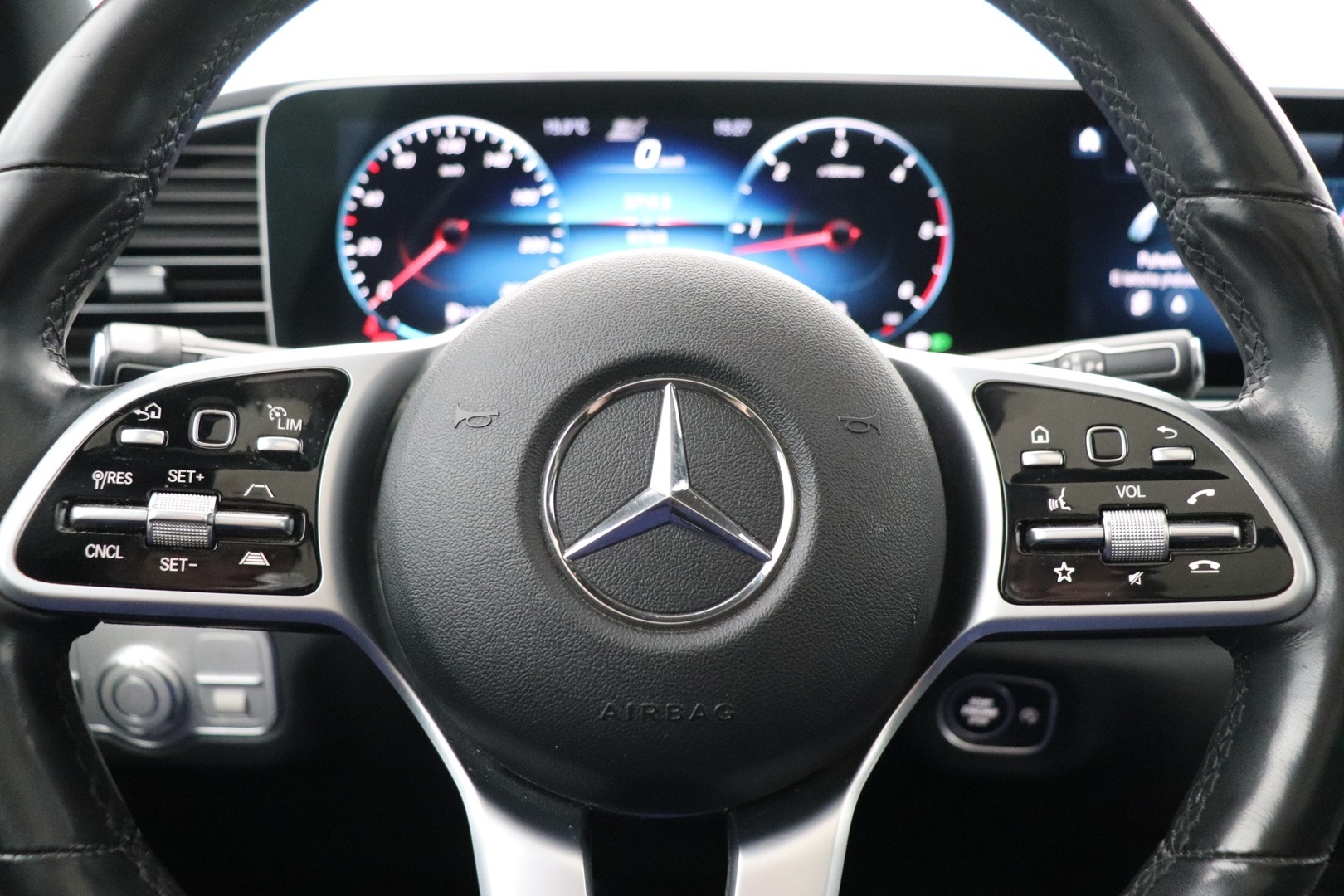 MERCEDES-BENZ GLS 2020