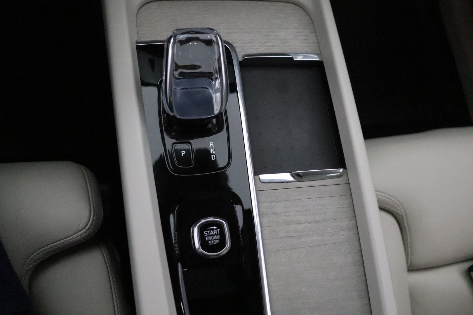 VOLVO XC60 18