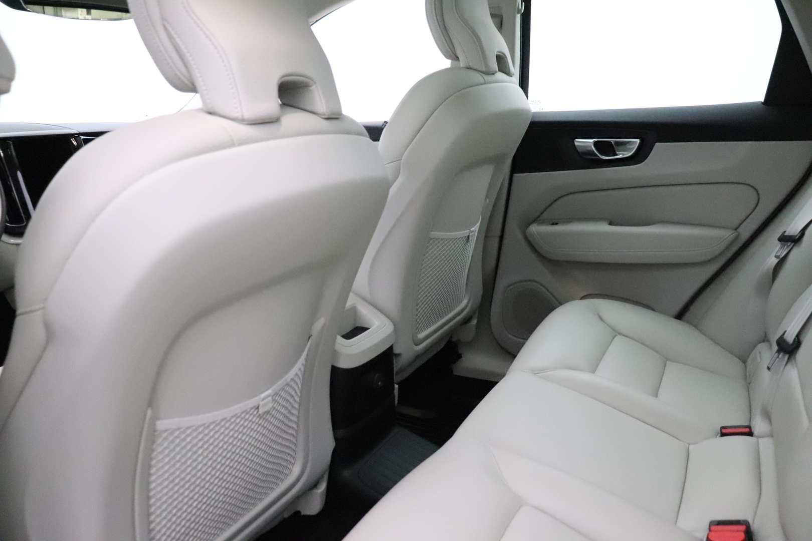VOLVO XC60 25