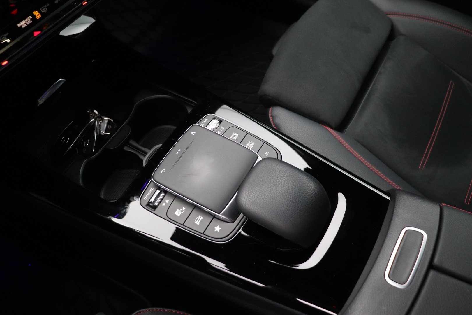 MERCEDES-BENZ CLA 2022