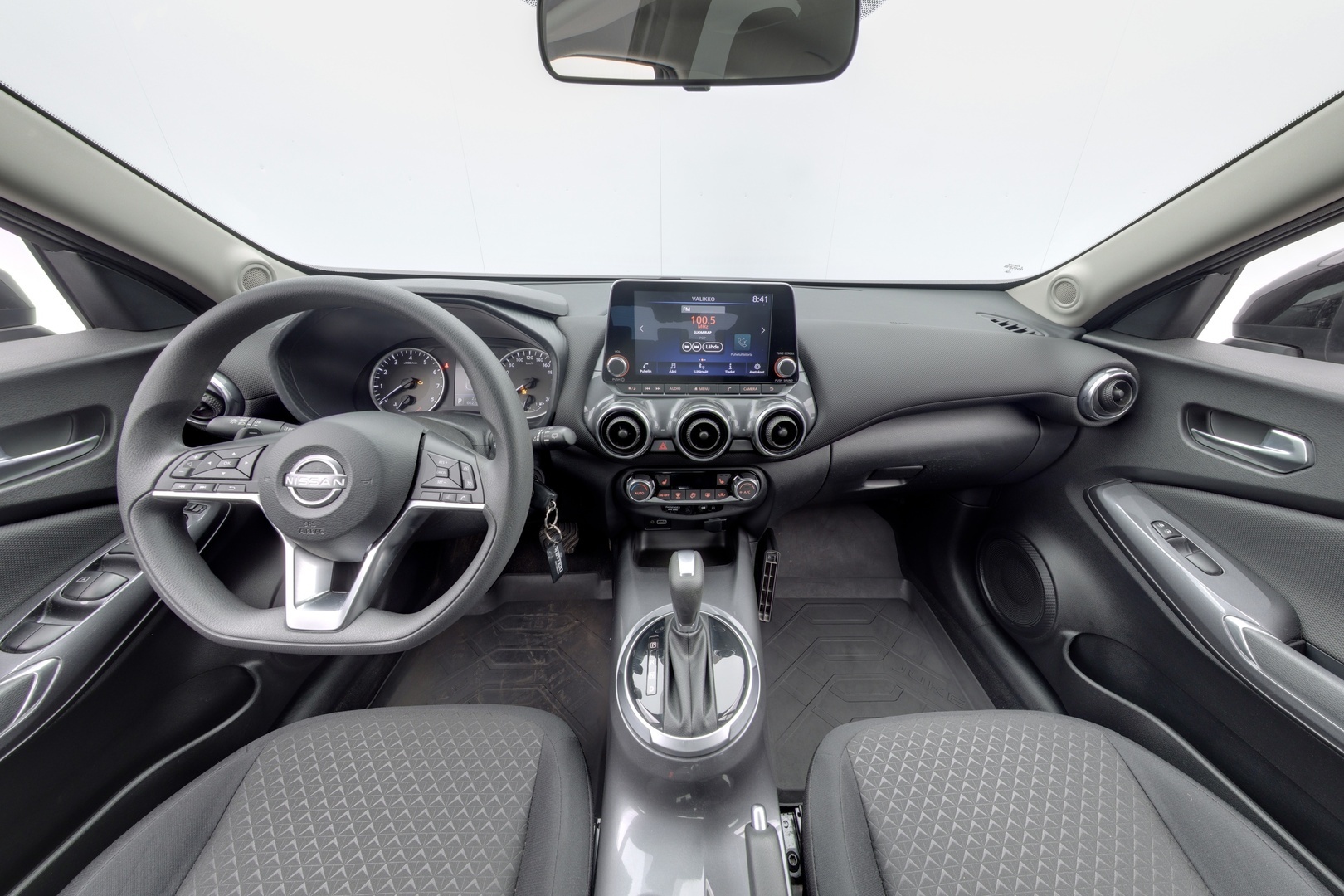 NISSAN Juke 2024