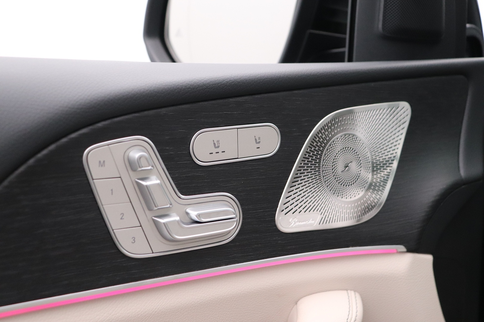 MERCEDES-BENZ GLE 2026