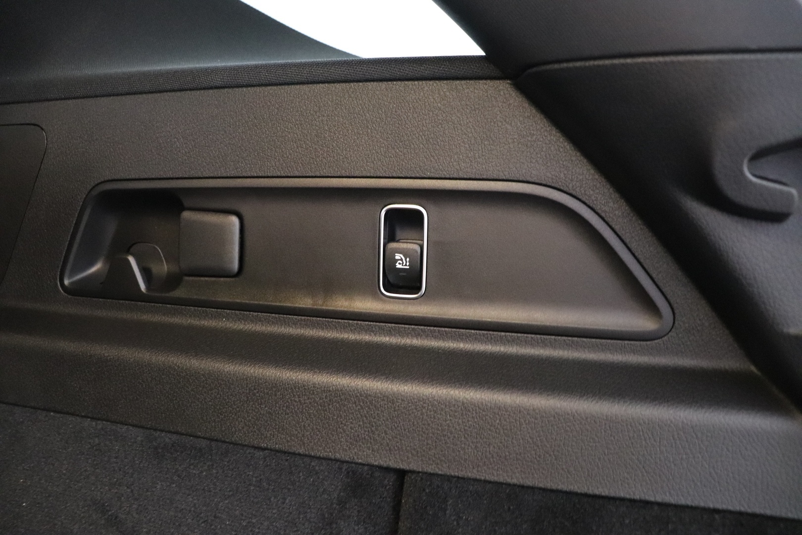 MERCEDES-BENZ GLE 2026