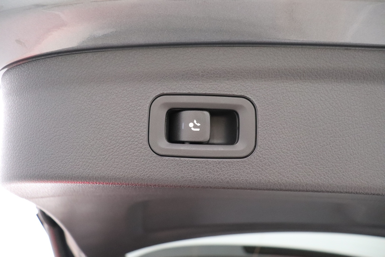 MERCEDES-BENZ GLE 2026