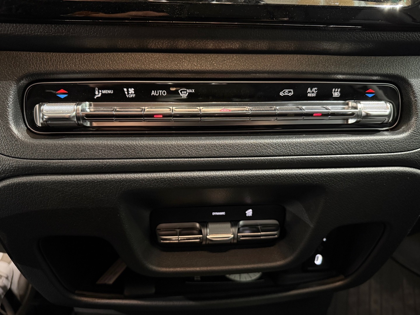 MERCEDES-BENZ VITO 2026