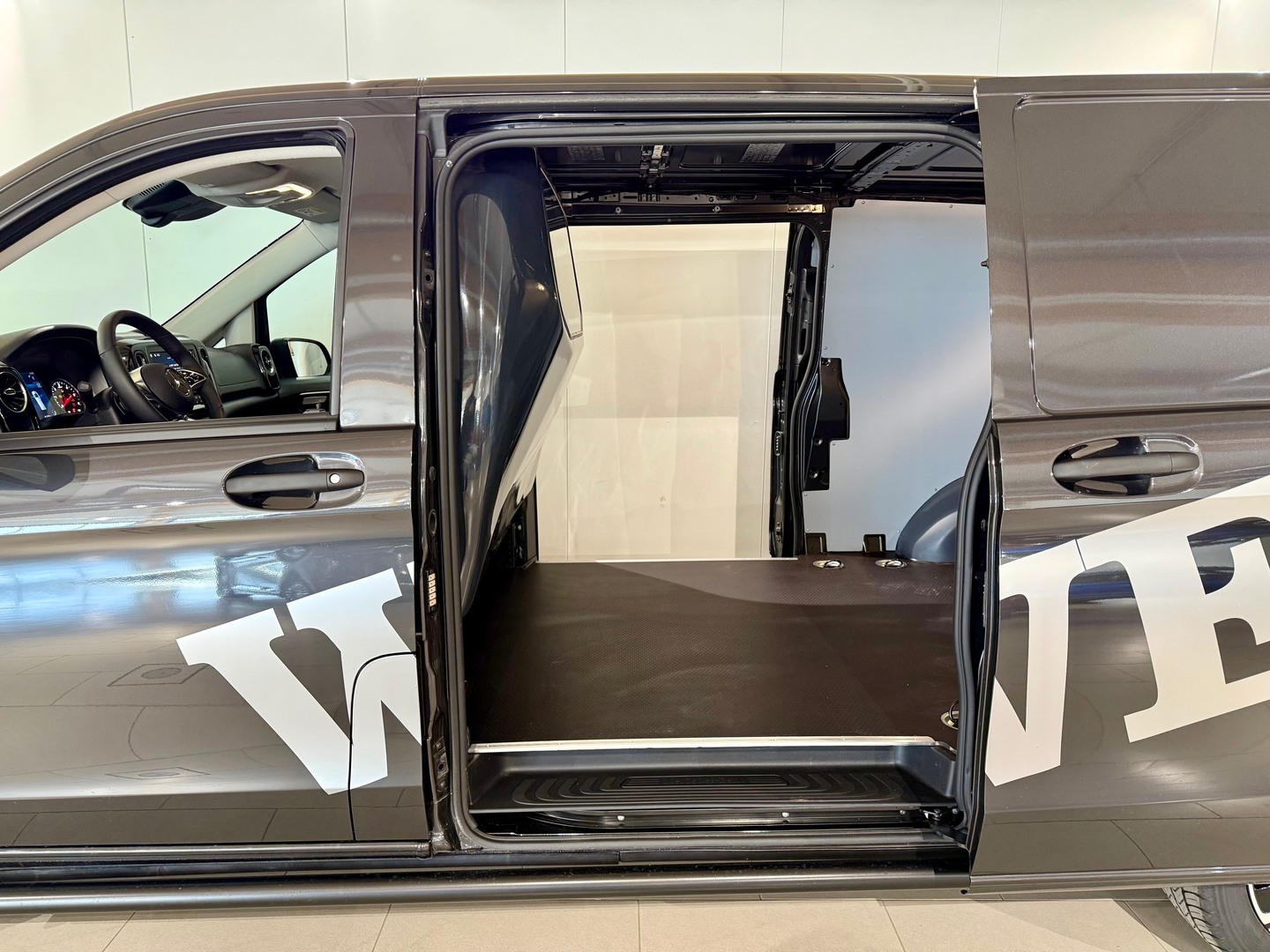 MERCEDES-BENZ VITO 2026