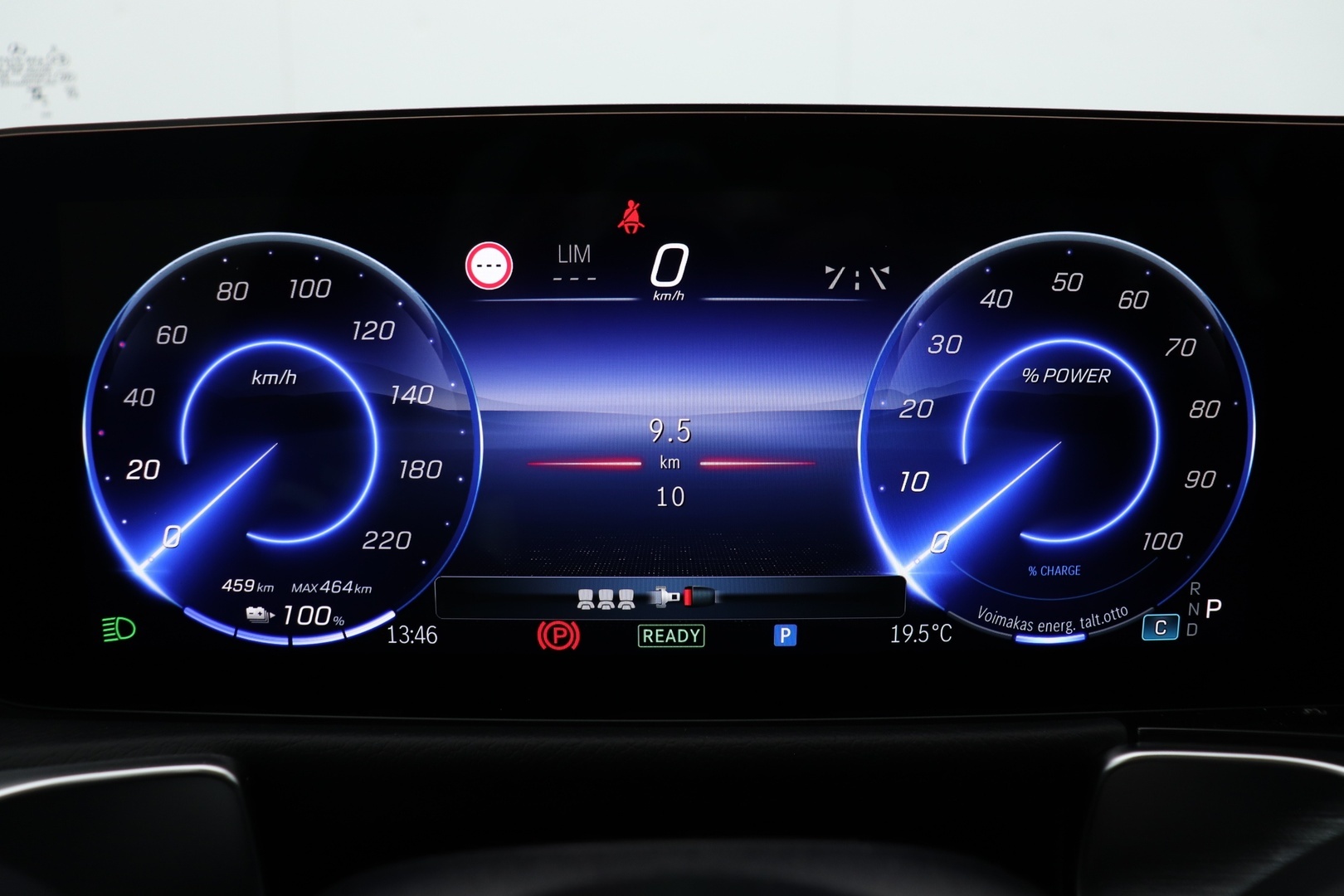 MERCEDES-BENZ EQB 2025