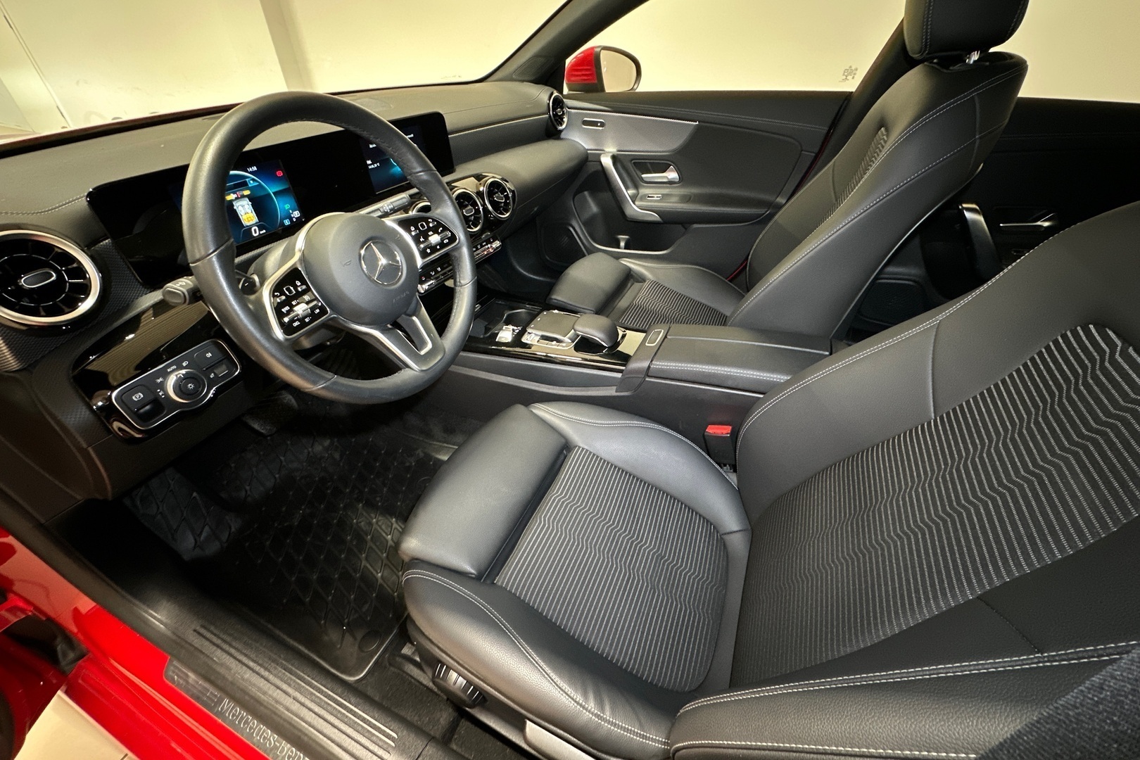 MERCEDES-BENZ CLA 2019