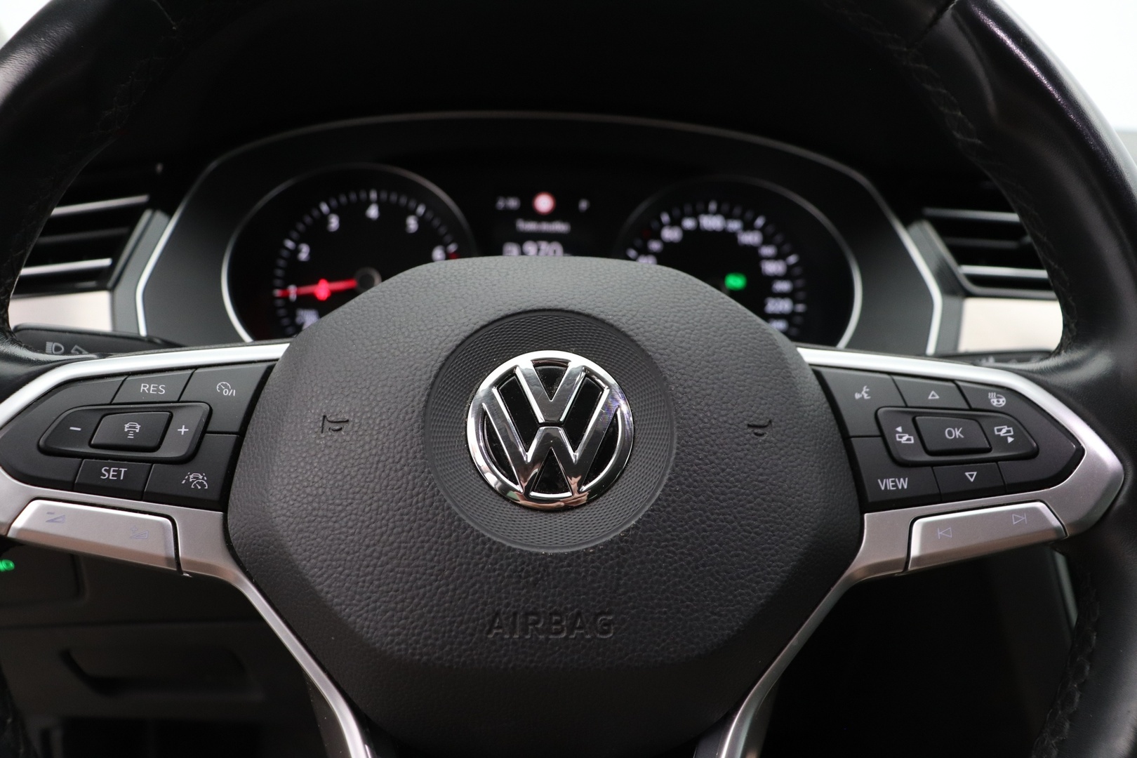 VOLKSWAGEN Passat 2020