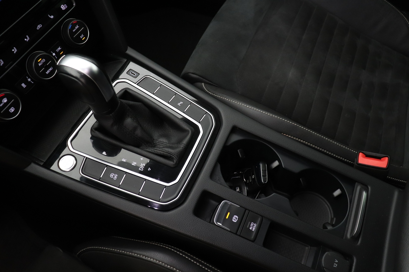 VOLKSWAGEN Passat 2020