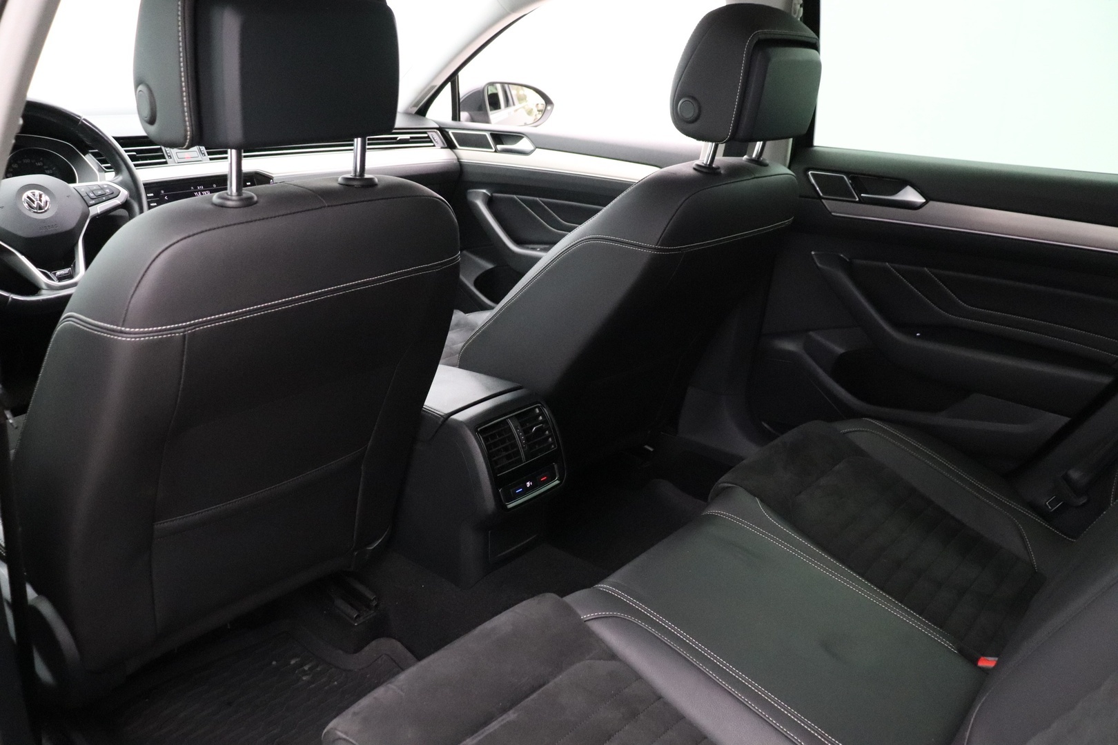 VOLKSWAGEN Passat 2020