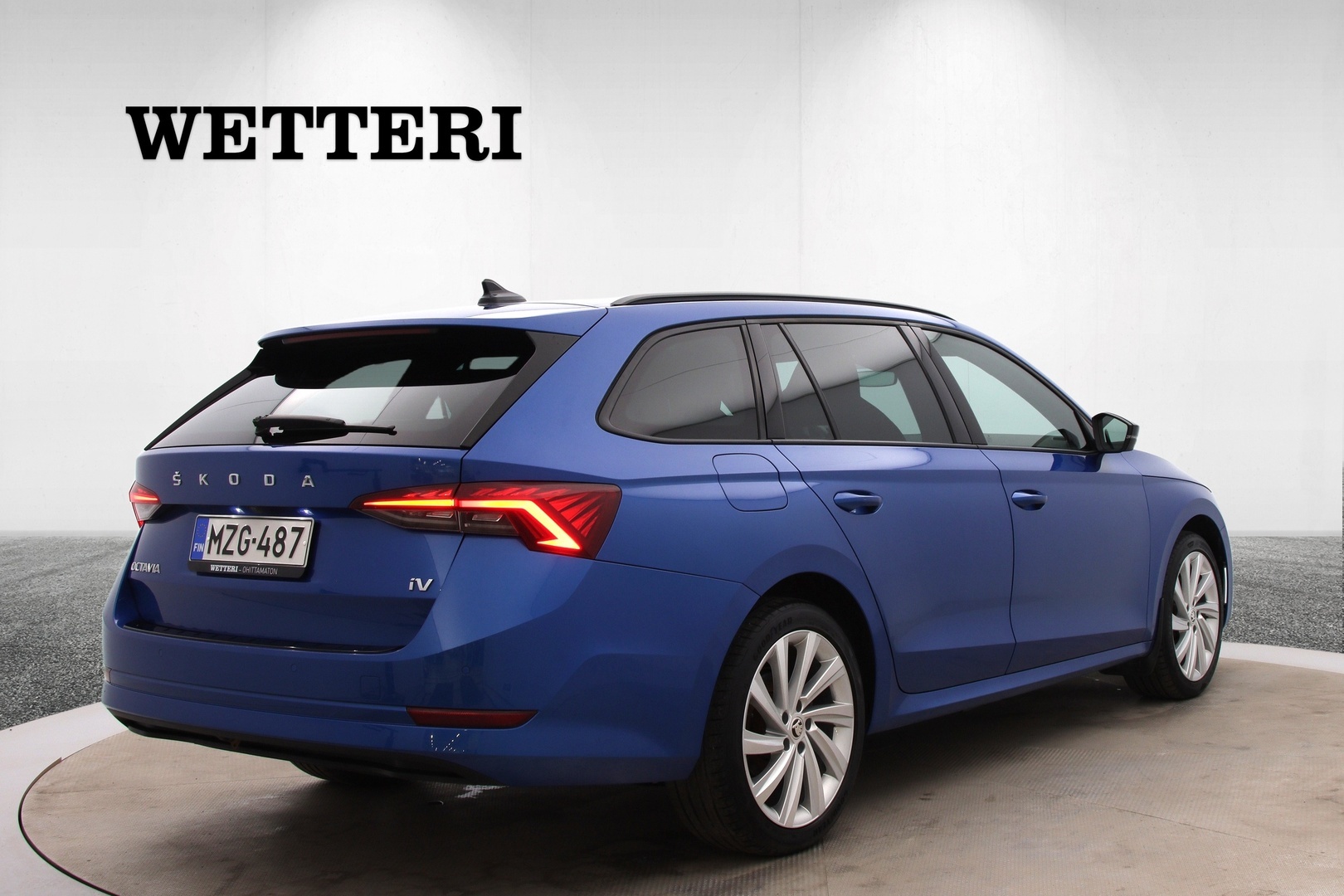SKODA Octavia 2021