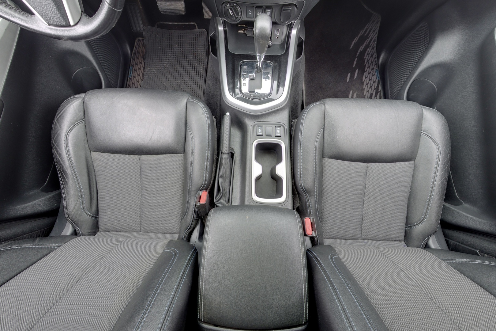 NISSAN Navara 2022