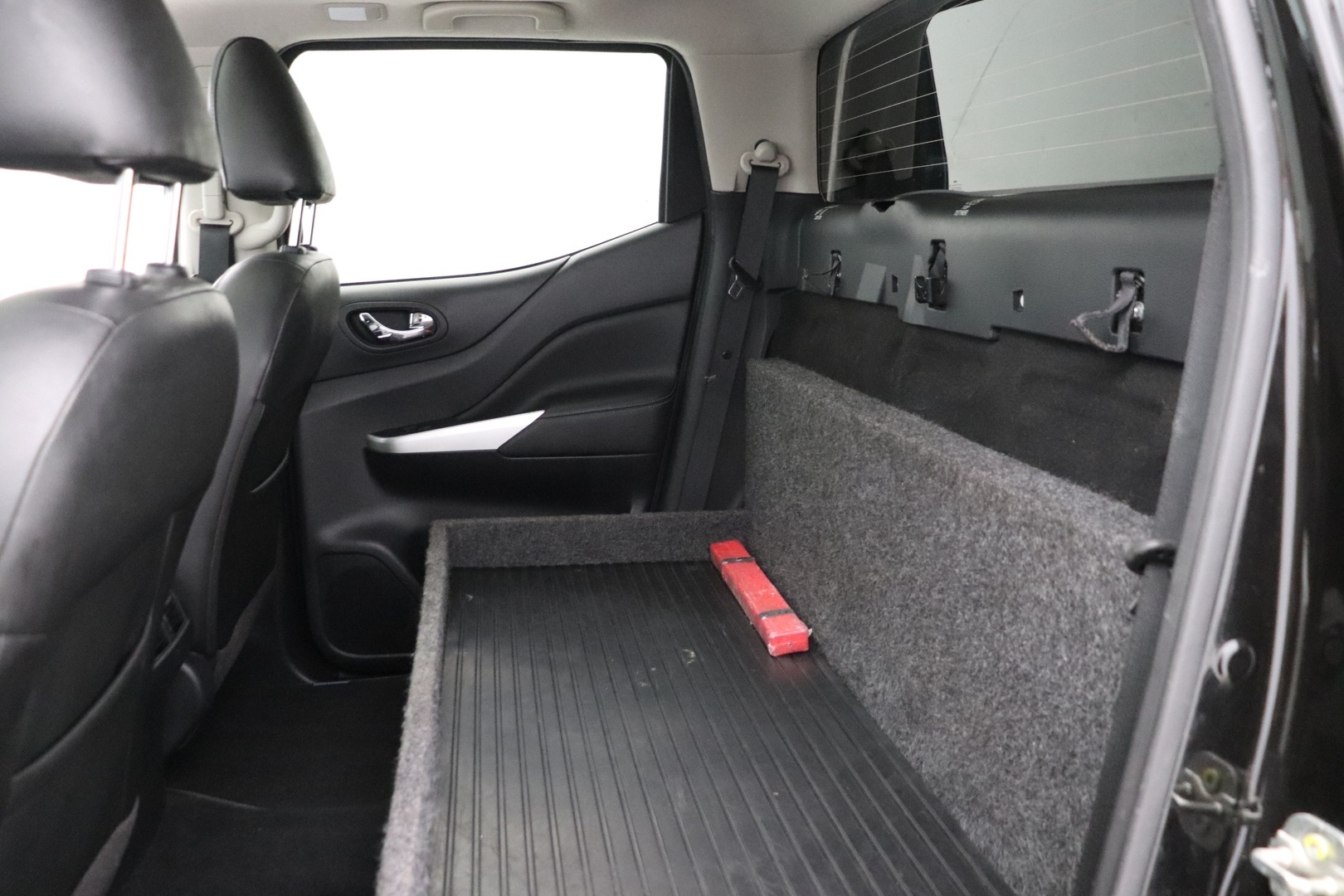 NISSAN Navara 2022