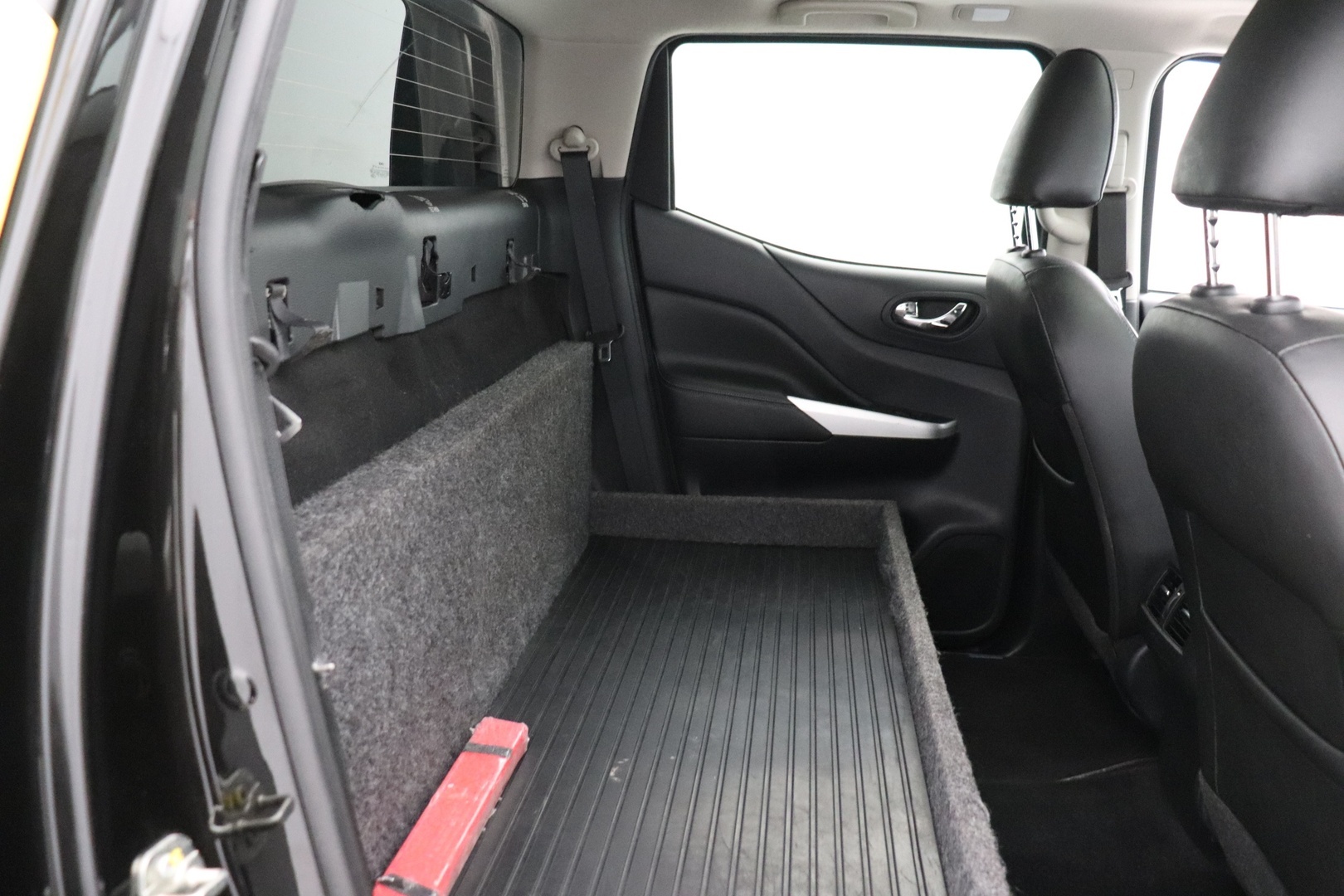 NISSAN Navara 2022