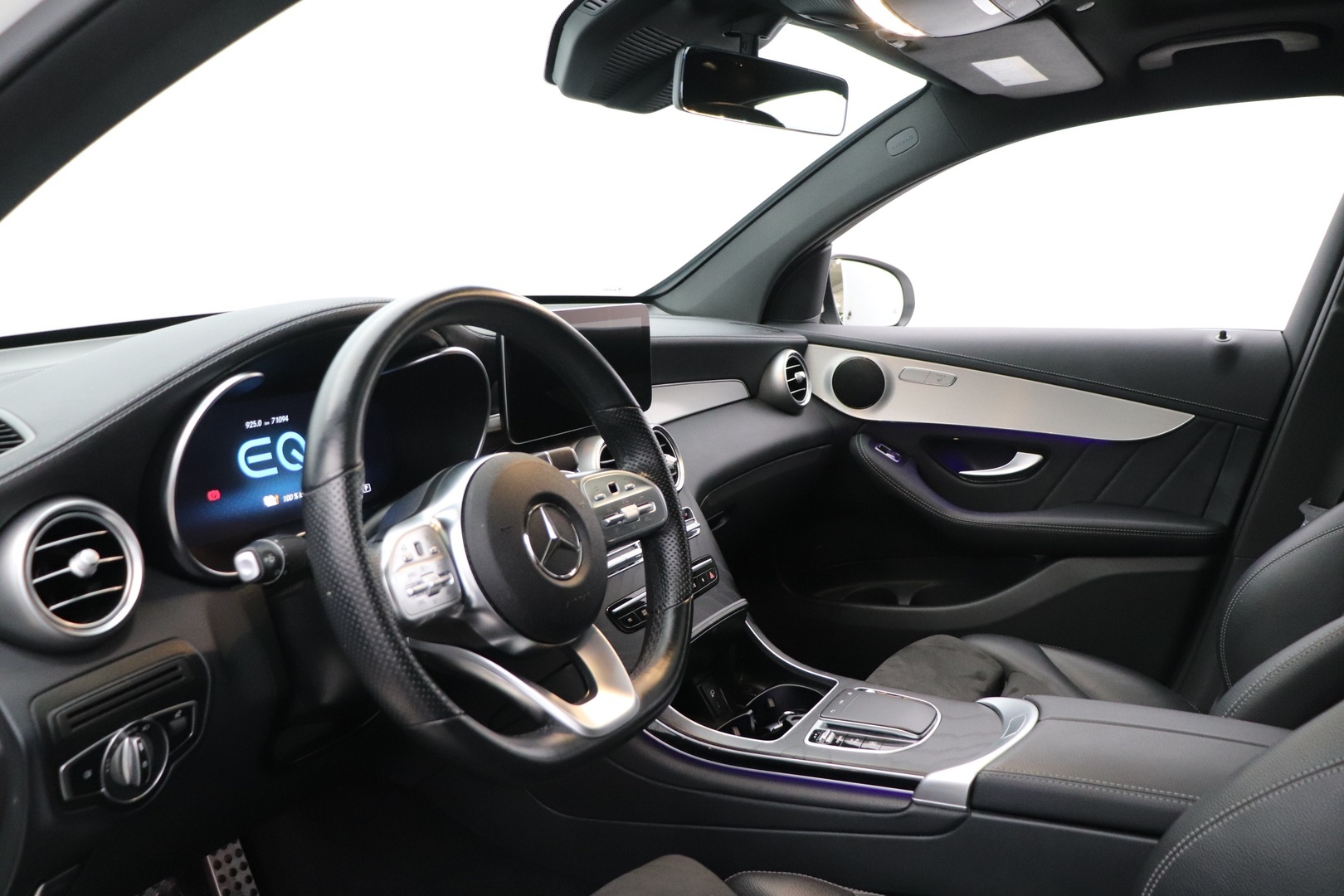 MERCEDES-BENZ GLC 2021