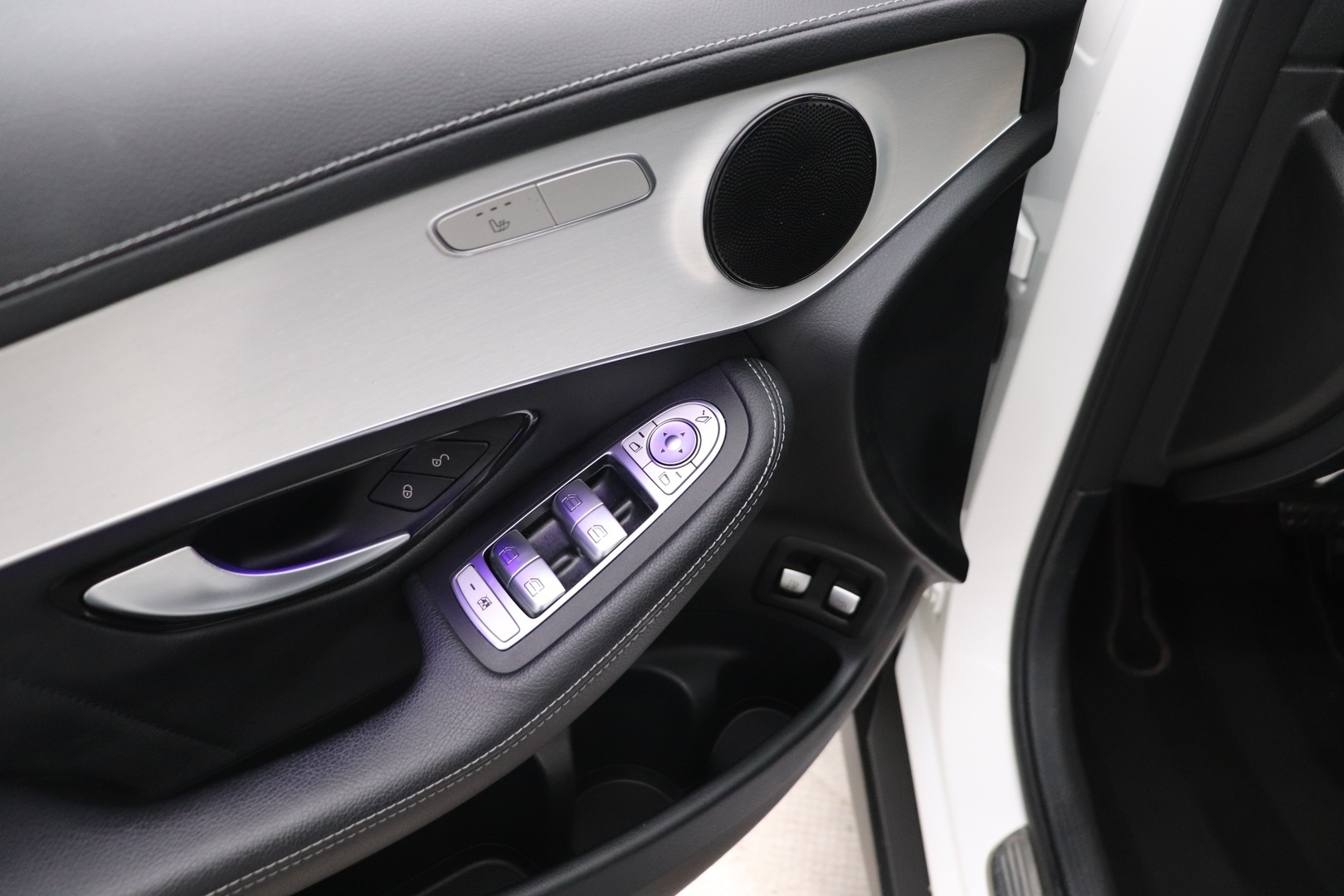 MERCEDES-BENZ GLC 2021