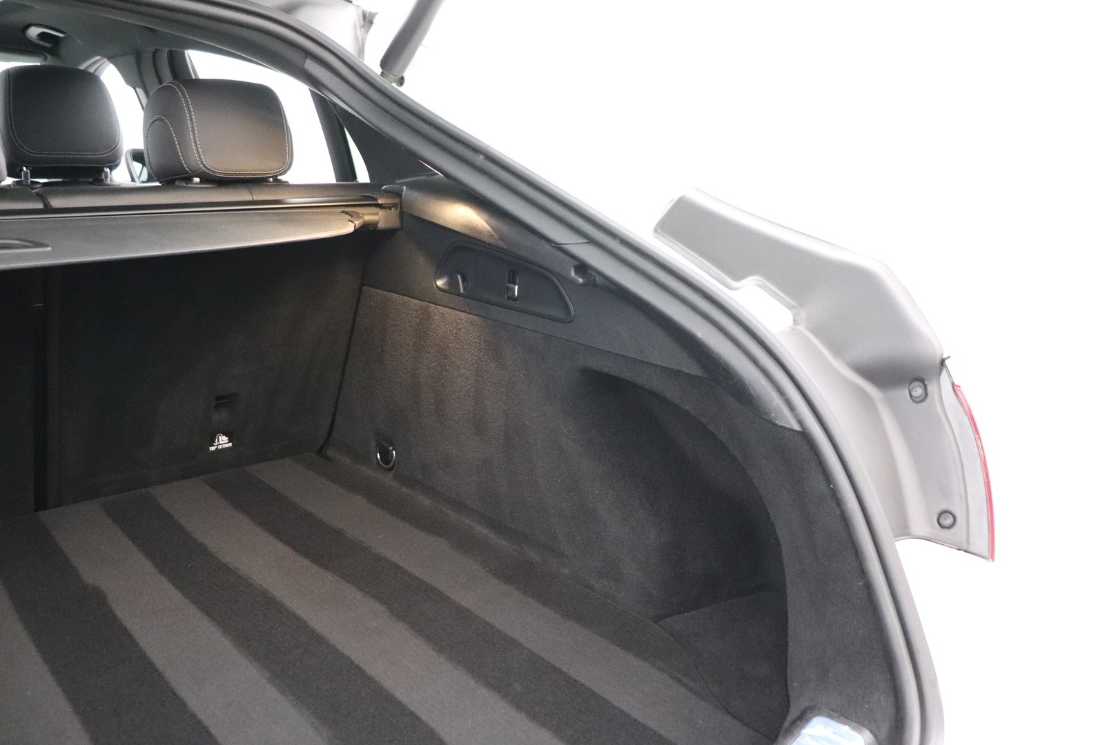 MERCEDES-BENZ GLC 2021