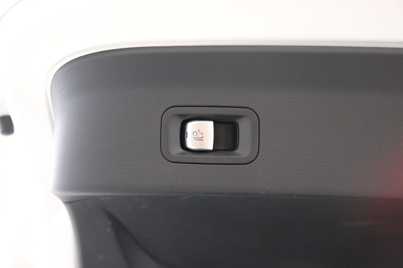 MERCEDES-BENZ GLC 2021