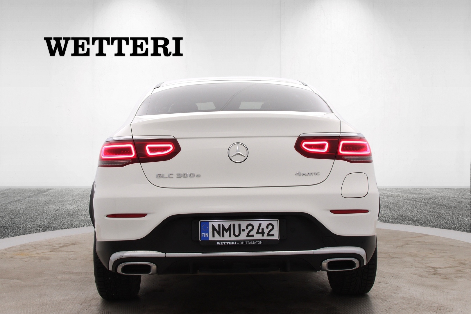 MERCEDES-BENZ GLC 2021