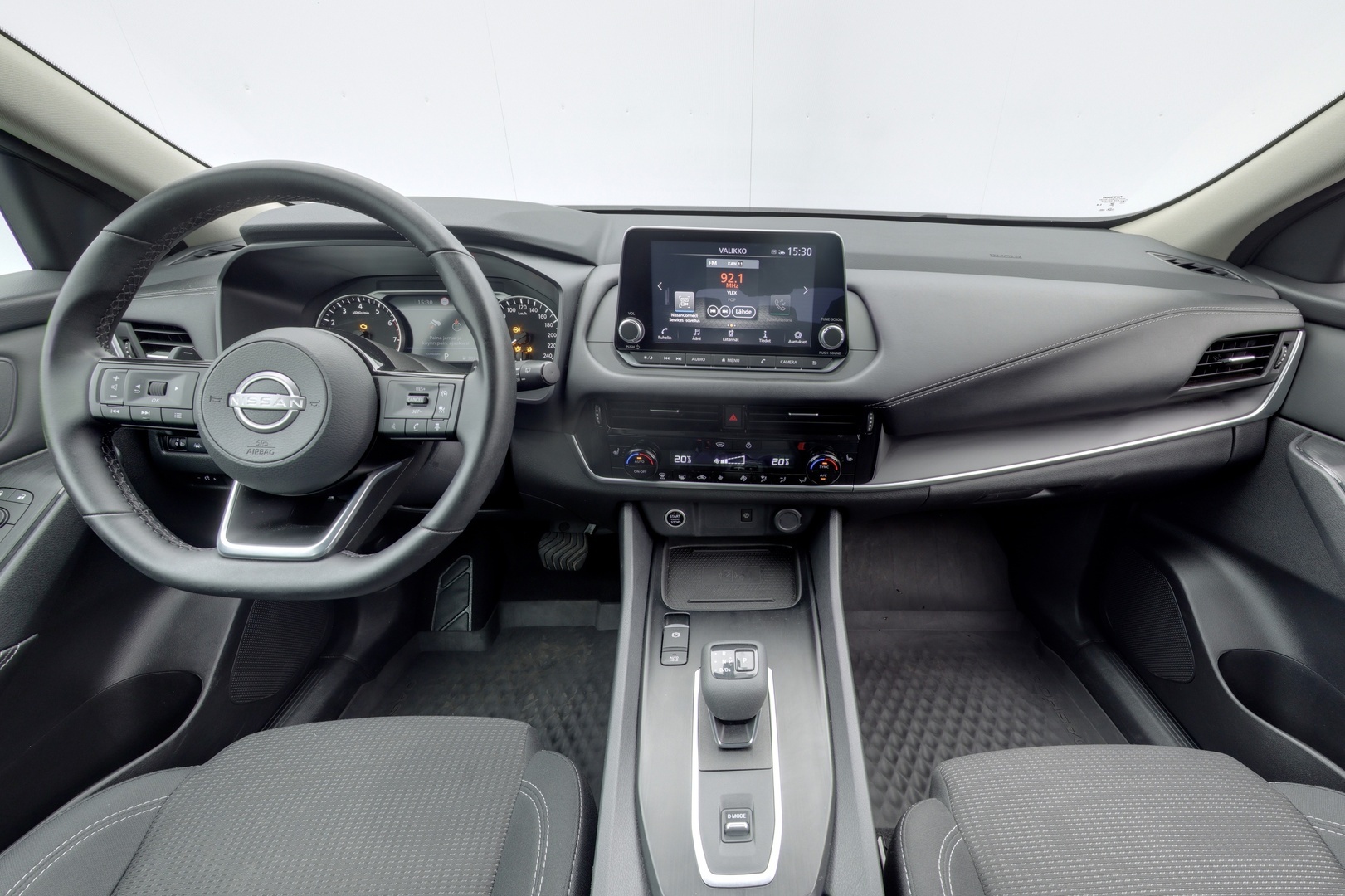 NISSAN Qashqai 2024