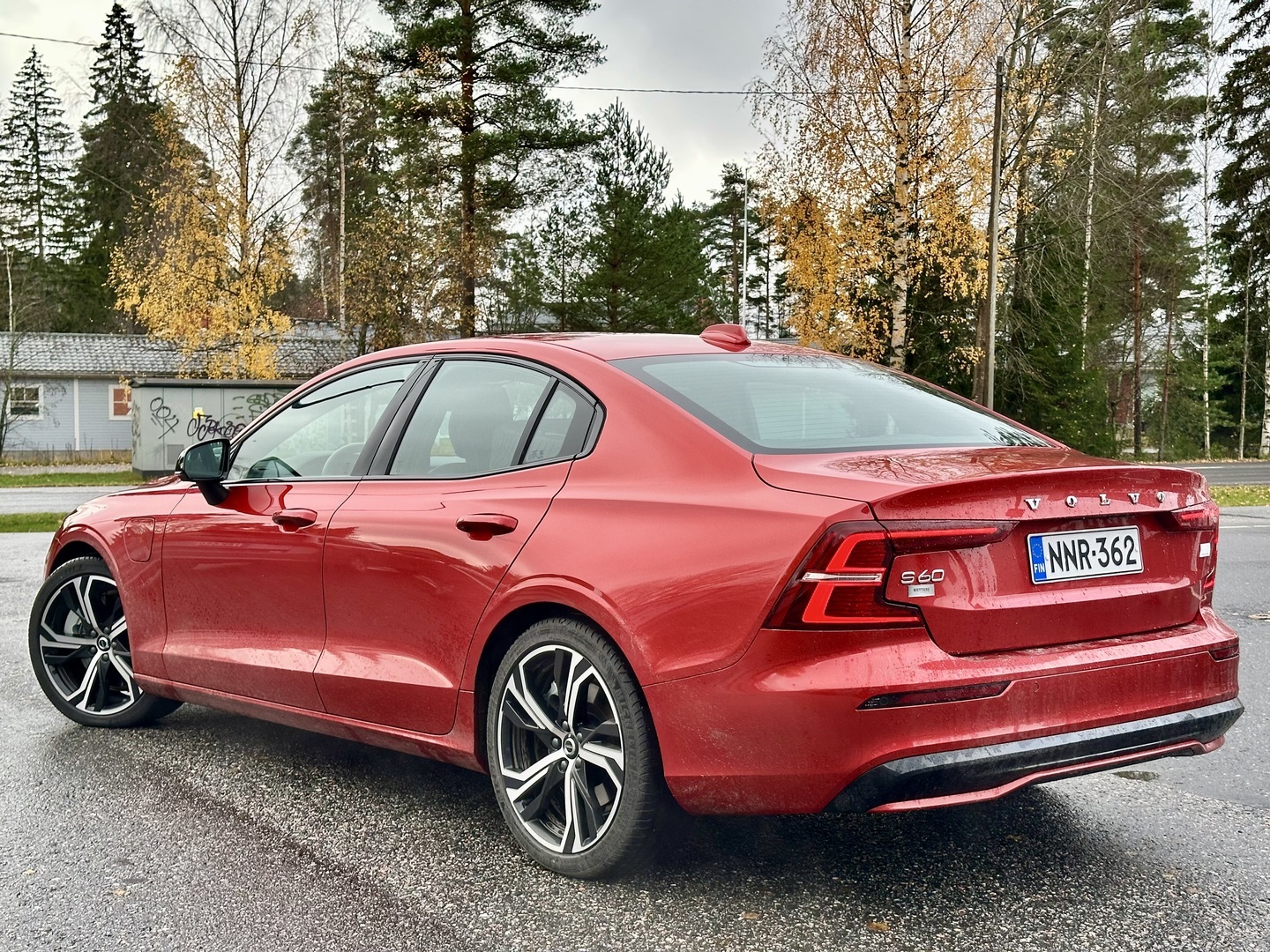 VOLVO S60 2025