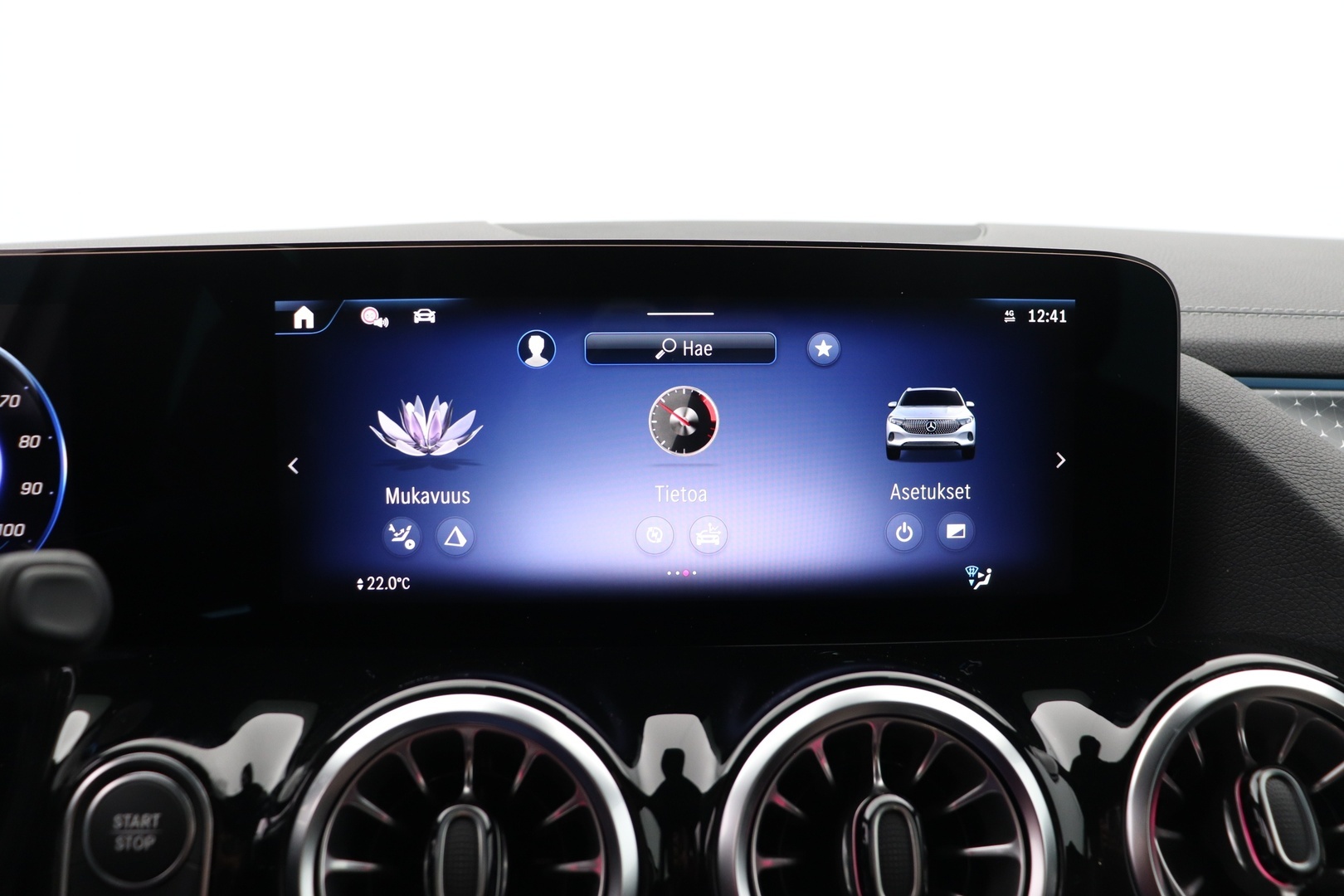 MERCEDES-BENZ EQA 2025