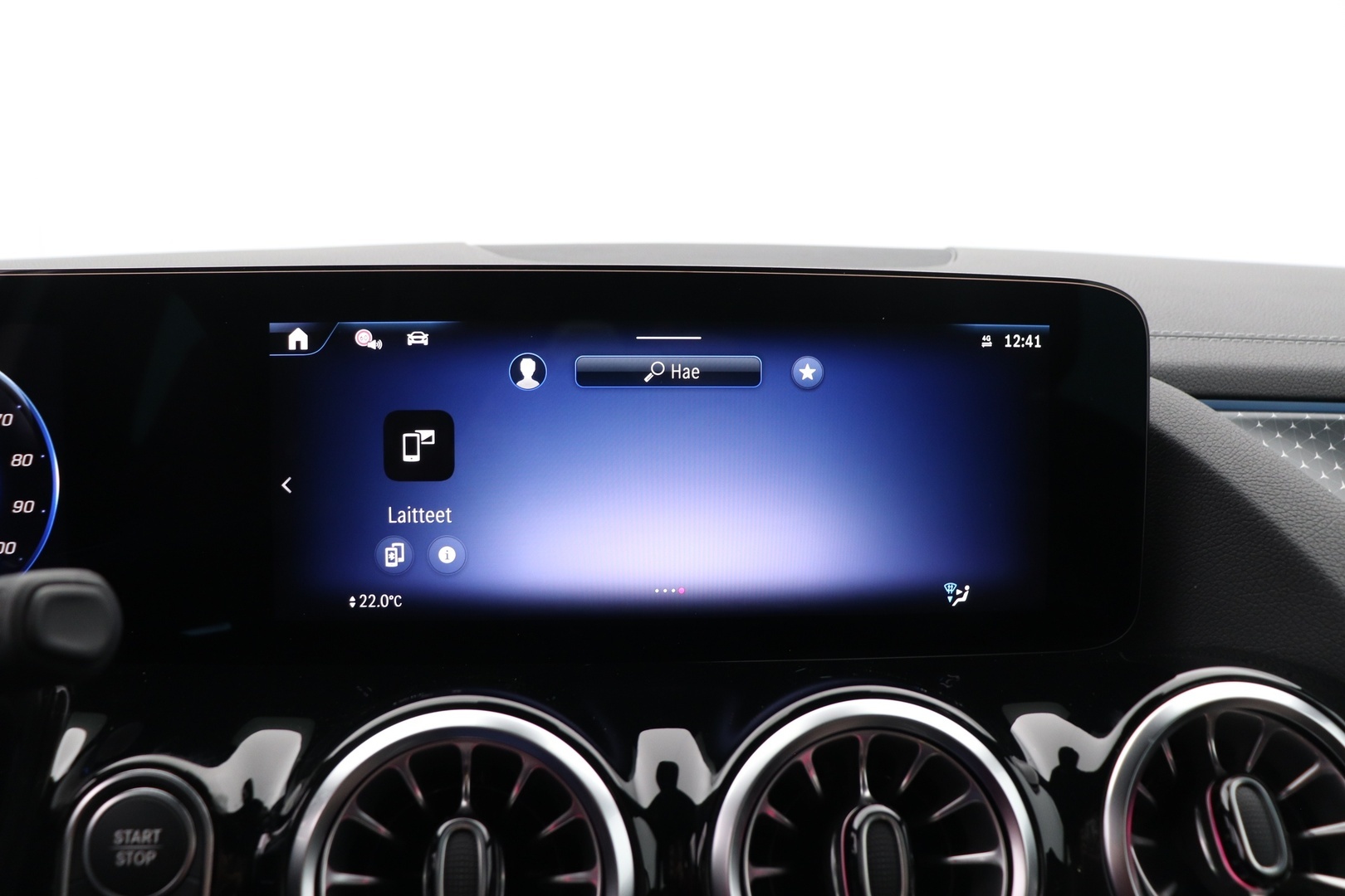 MERCEDES-BENZ EQA 2025