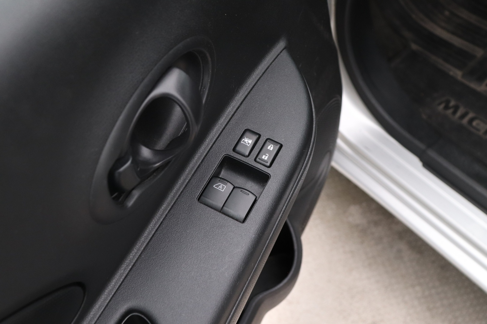 NISSAN Micra 2014