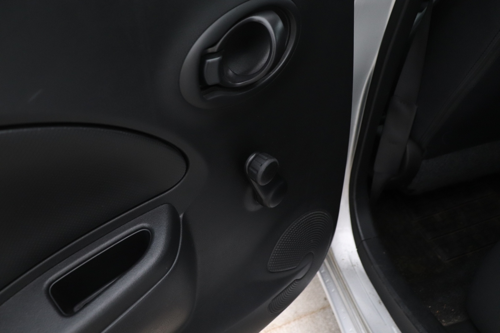 NISSAN Micra 2014