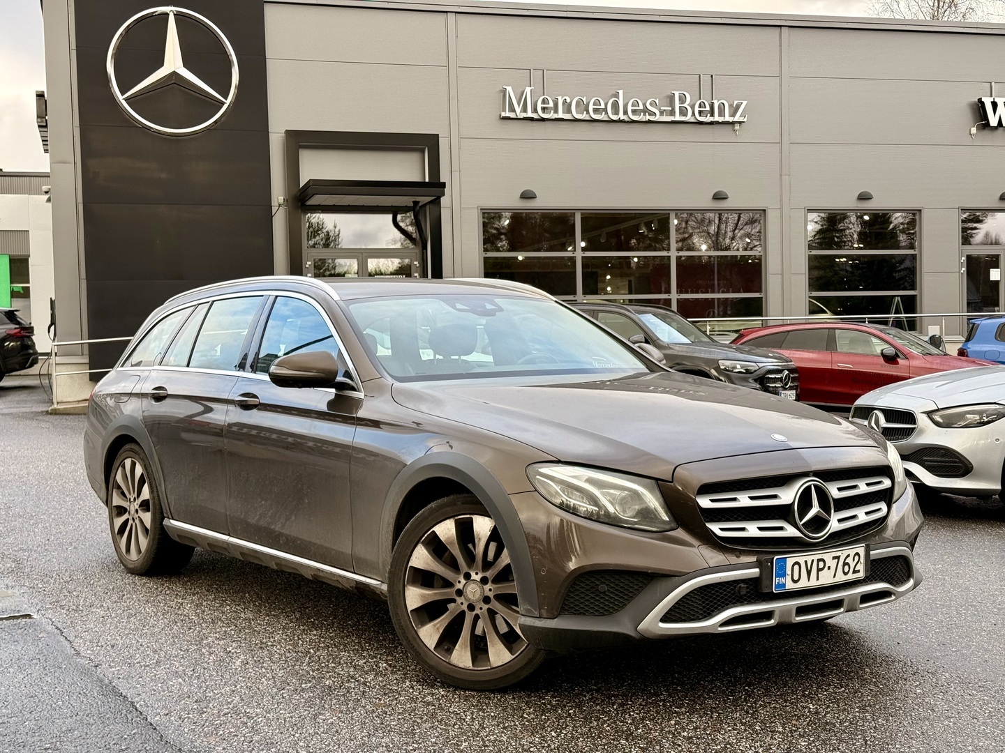 MERCEDES-BENZ E 2017