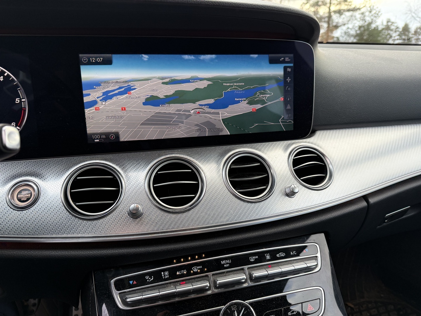 MERCEDES-BENZ E 2017