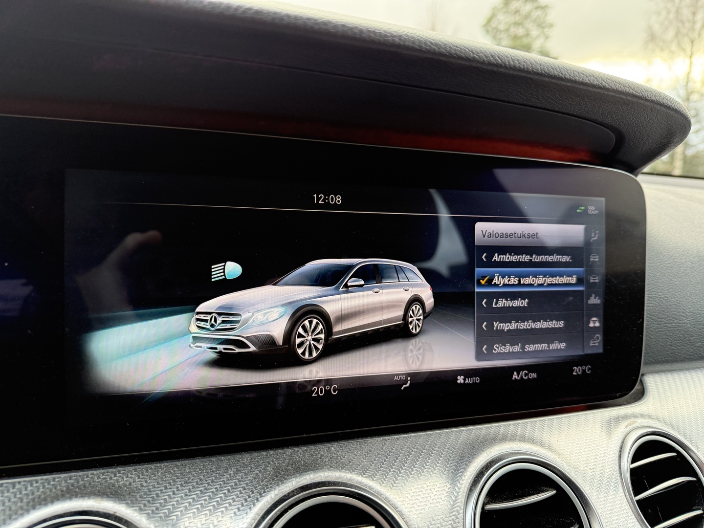 MERCEDES-BENZ E 2017