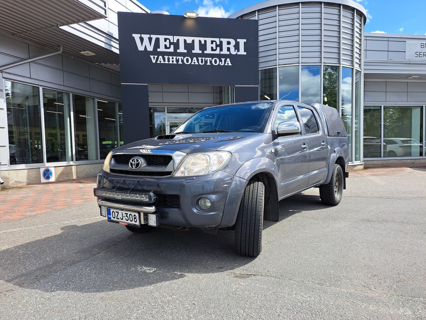 TOYOTA Hilux 2011