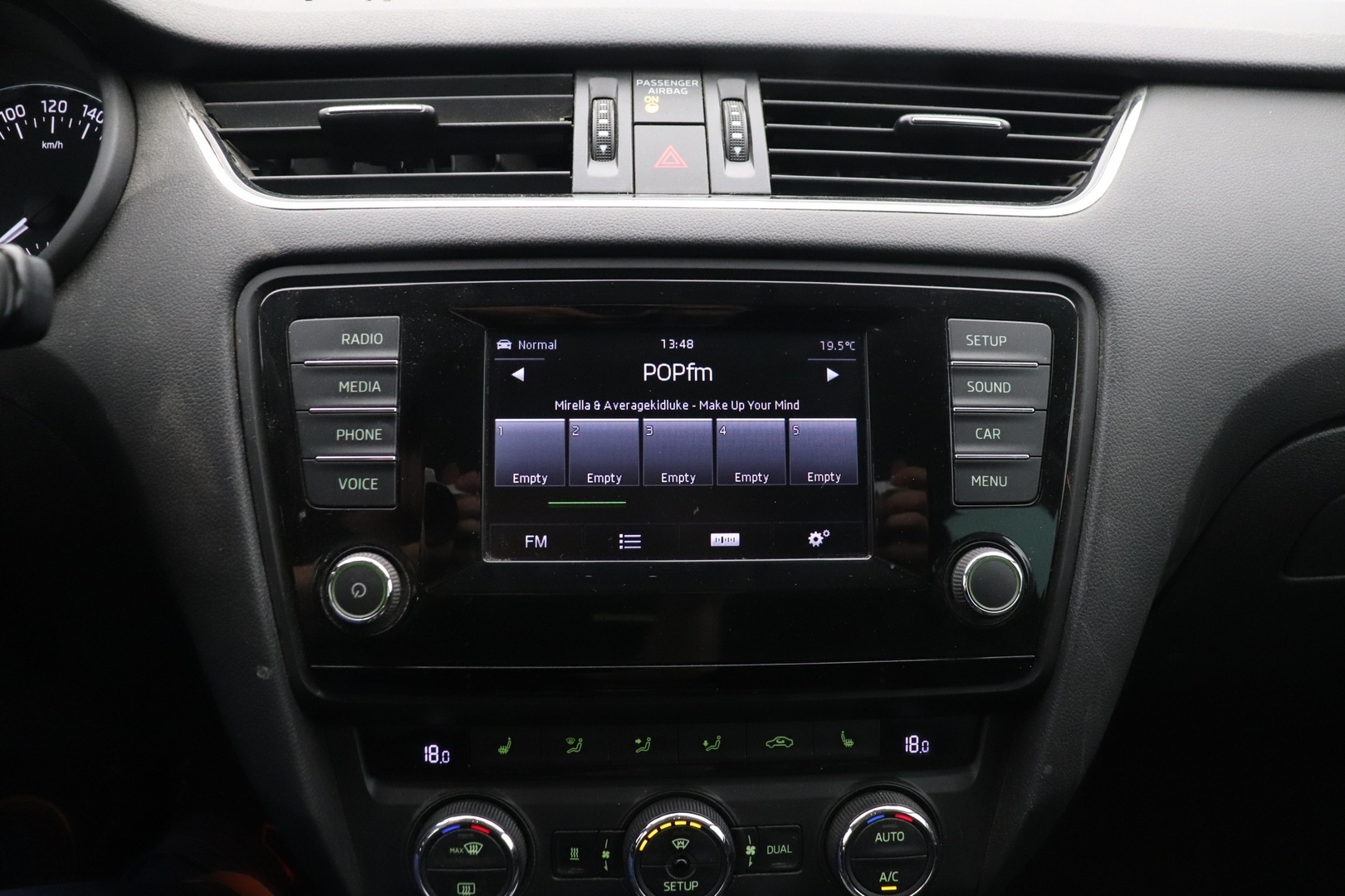 SKODA Octavia 2014