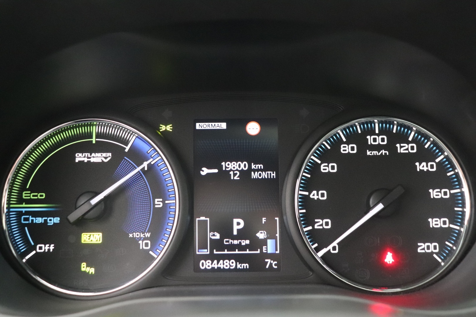 MITSUBISHI Outlander PHEV 2021