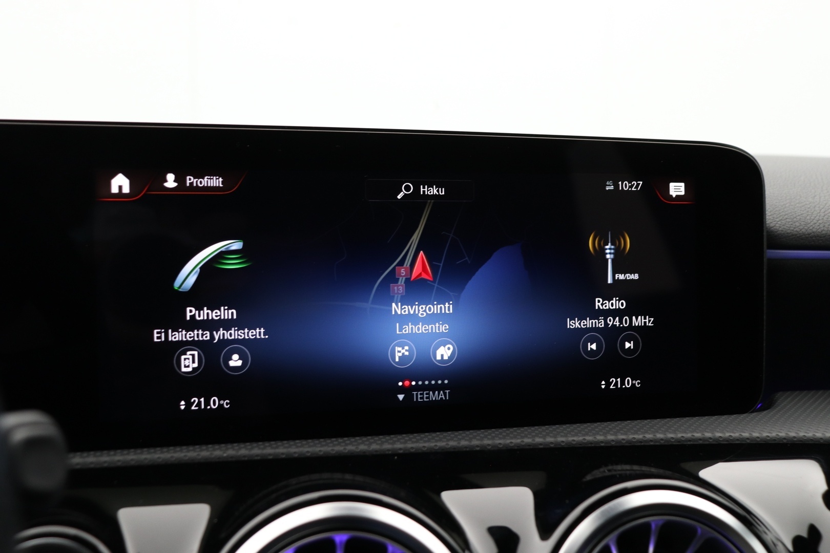 MERCEDES-BENZ A 2022