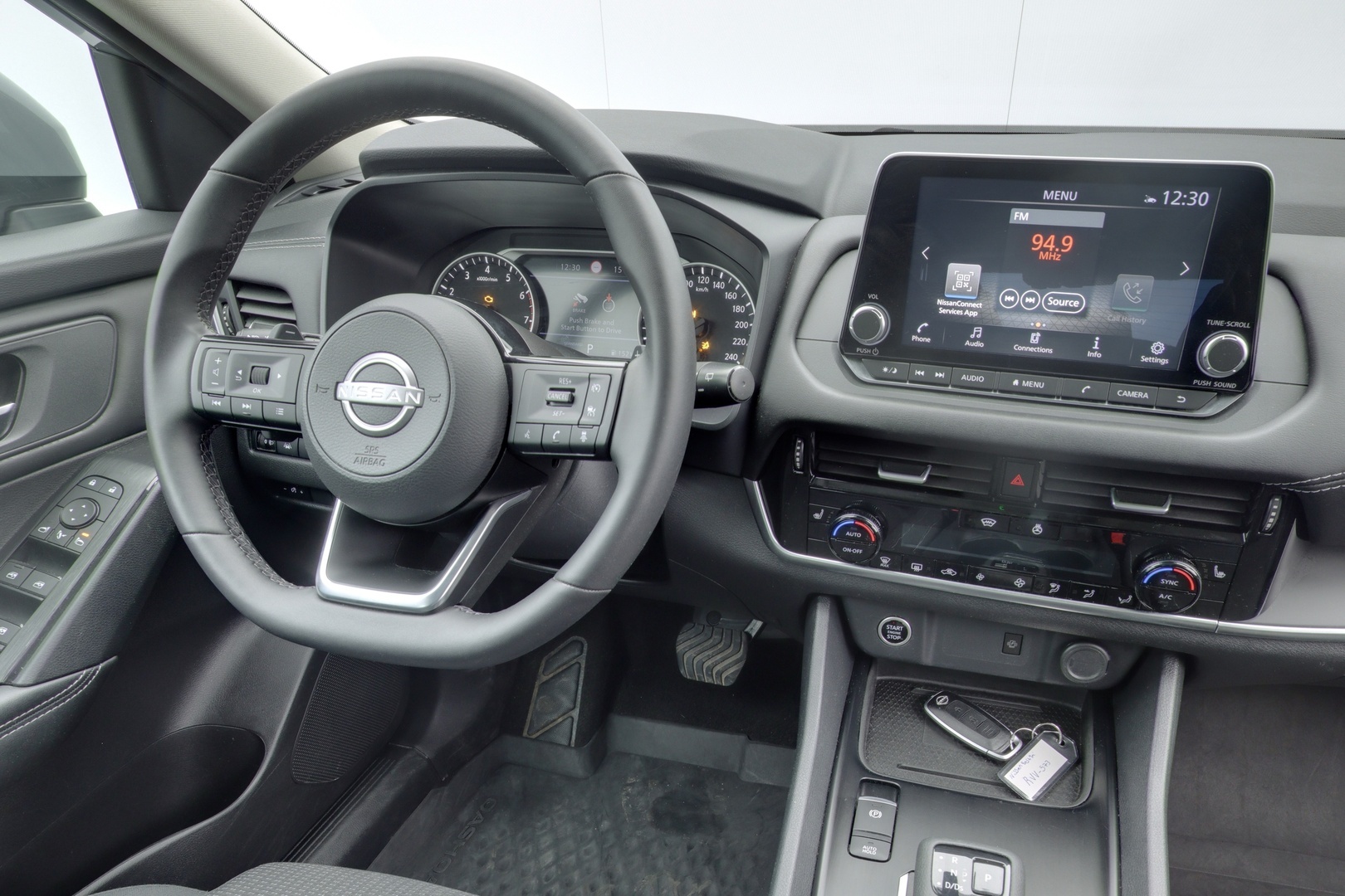 NISSAN Qashqai 2024