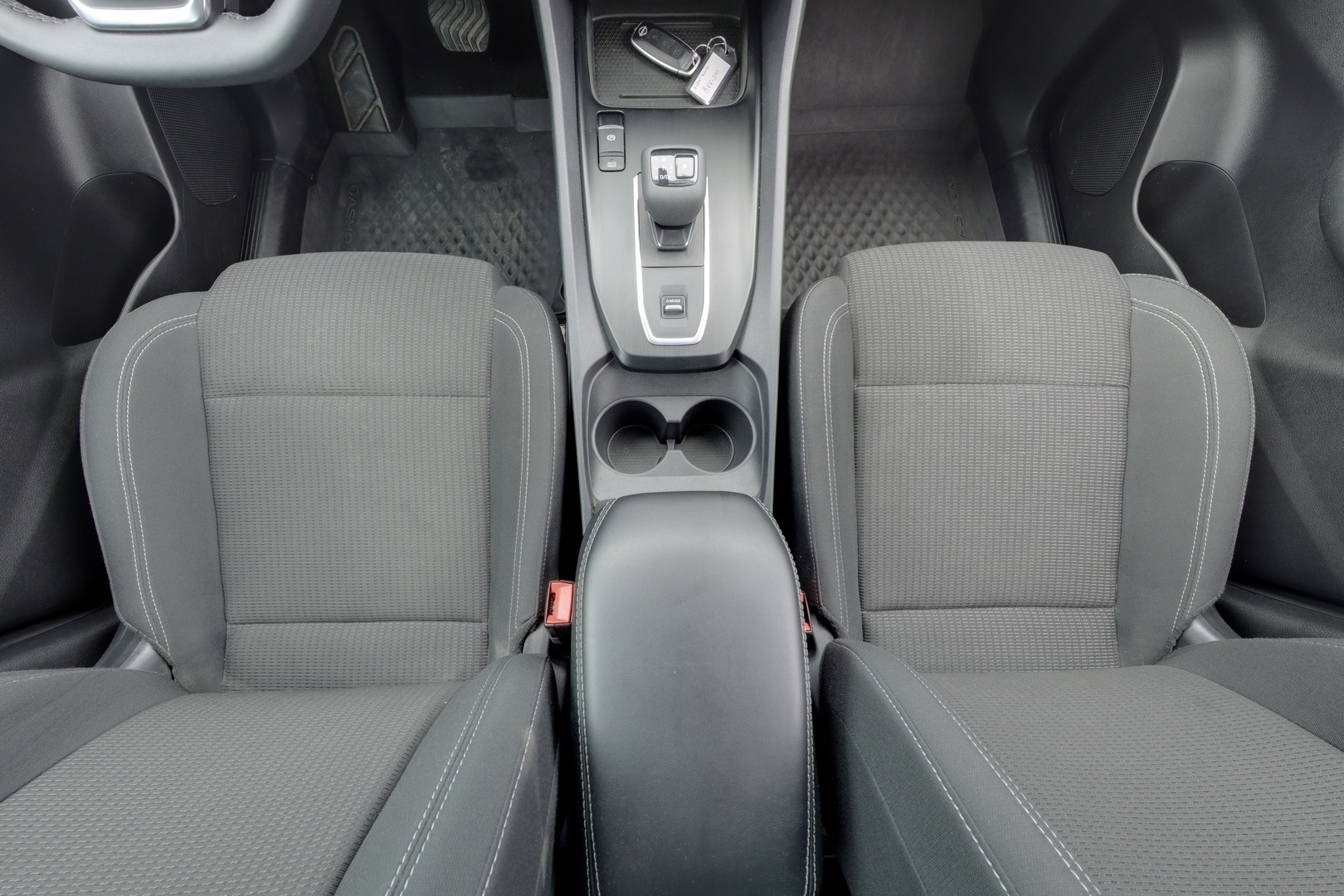 NISSAN Qashqai 2024