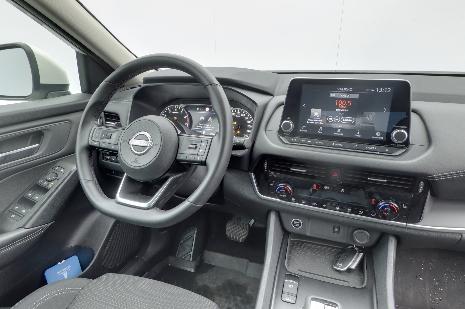 NISSAN Qashqai 2024